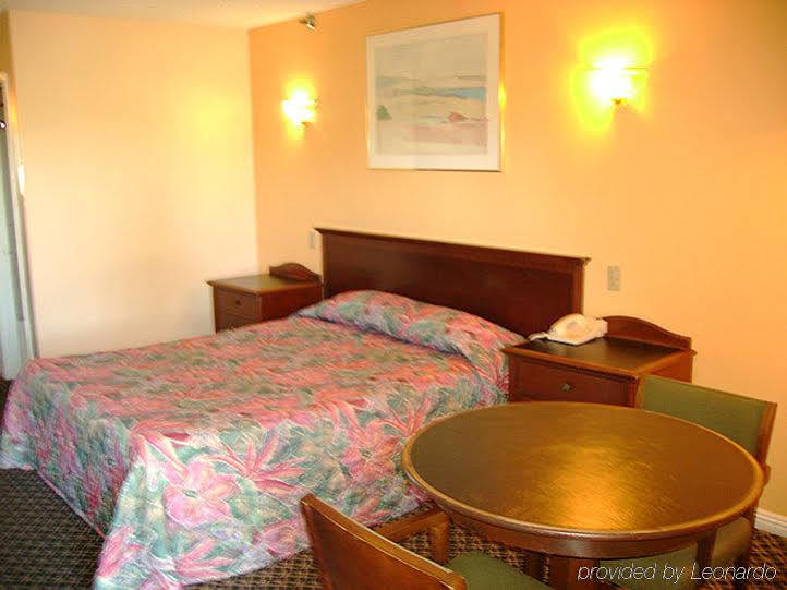Hotel Corona Ca - Hwy 91 Eksteriør billede
