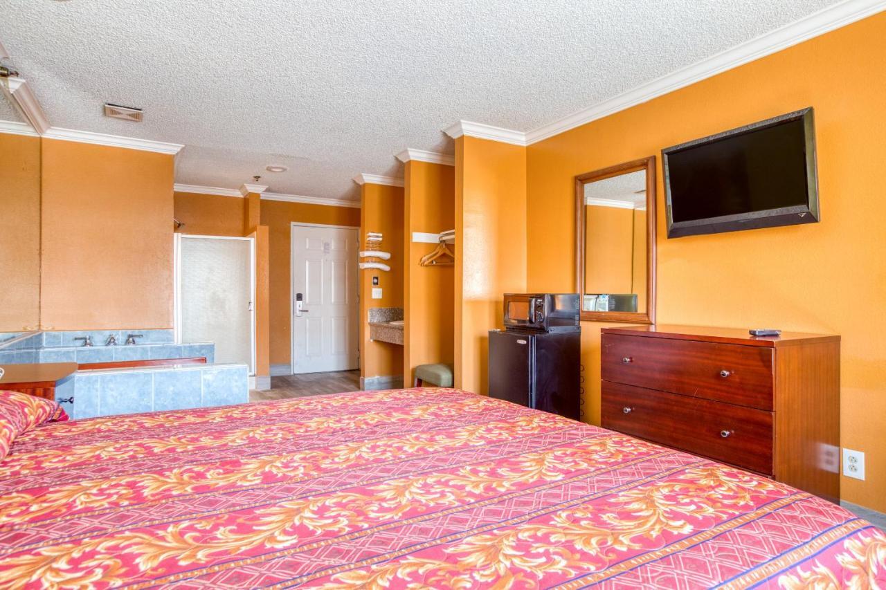 Hotel Corona Ca - Hwy 91 Eksteriør billede